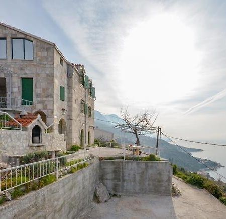 Apartments With A Parking Space Brela, Makarska - 11552 Esterno foto