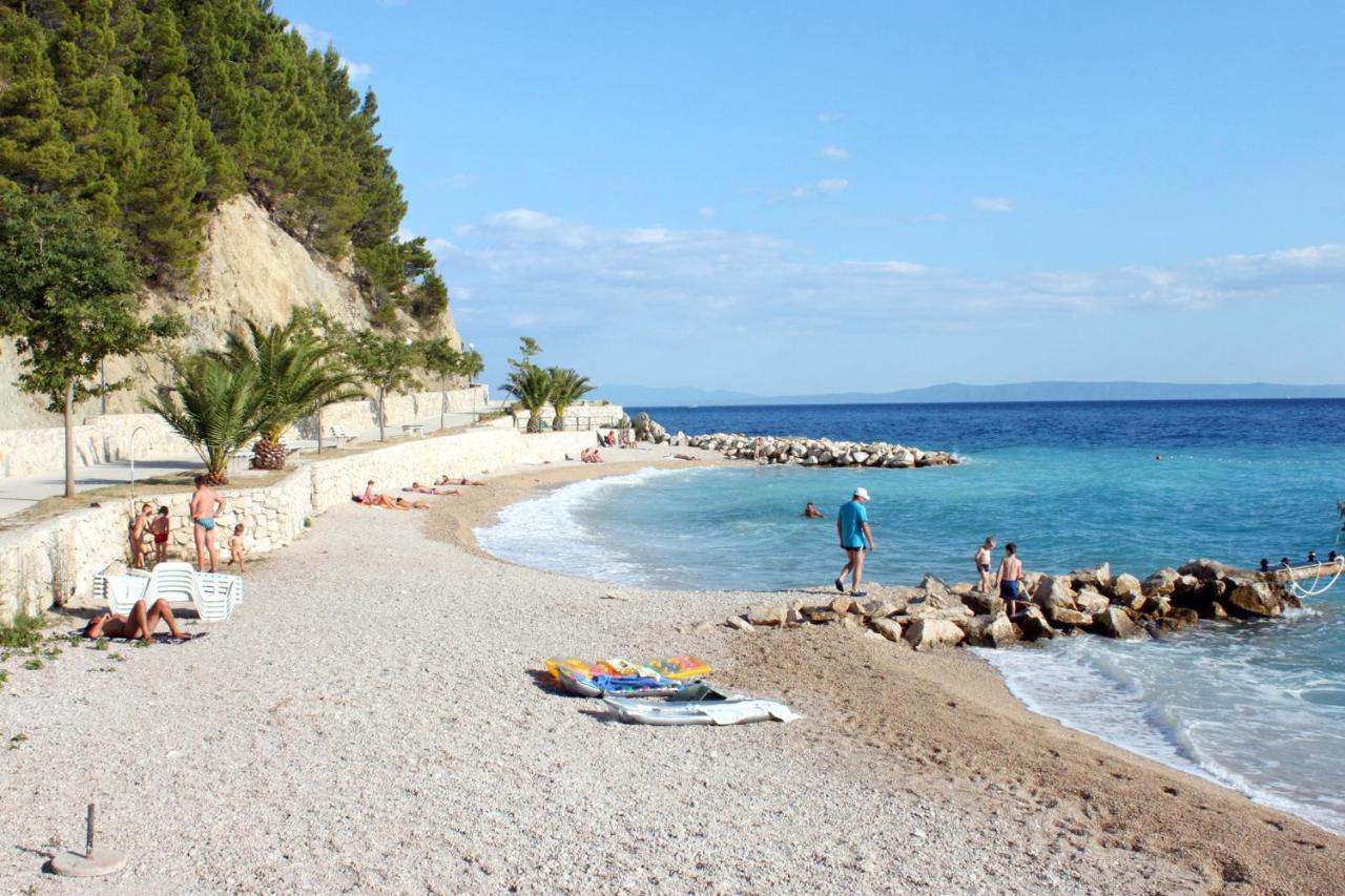 Apartments With A Parking Space Brela, Makarska - 11552 Esterno foto